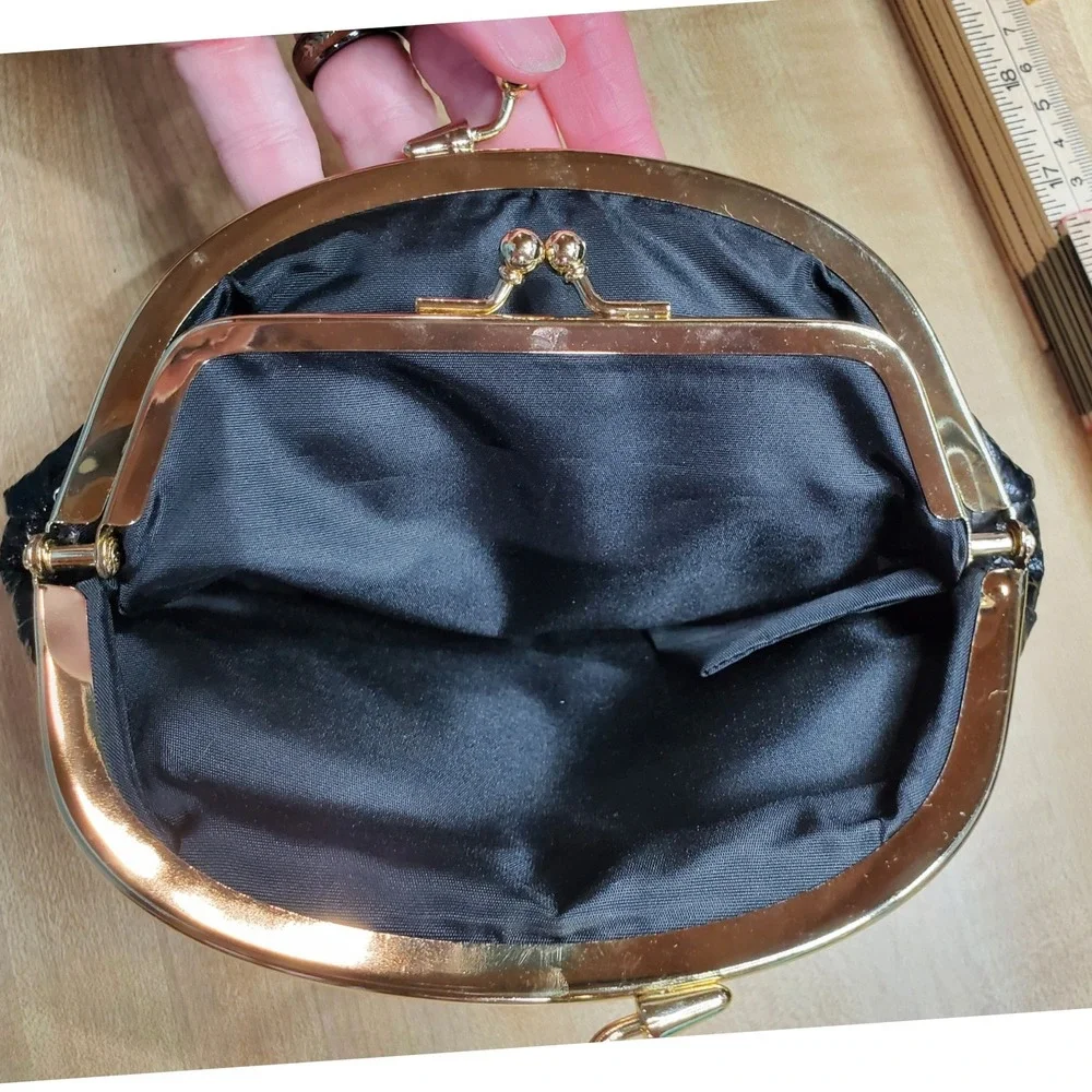 Lee Sands Vintage Black Eel Skin Kiss Lock Coin Purse Small Clutch Wallet
